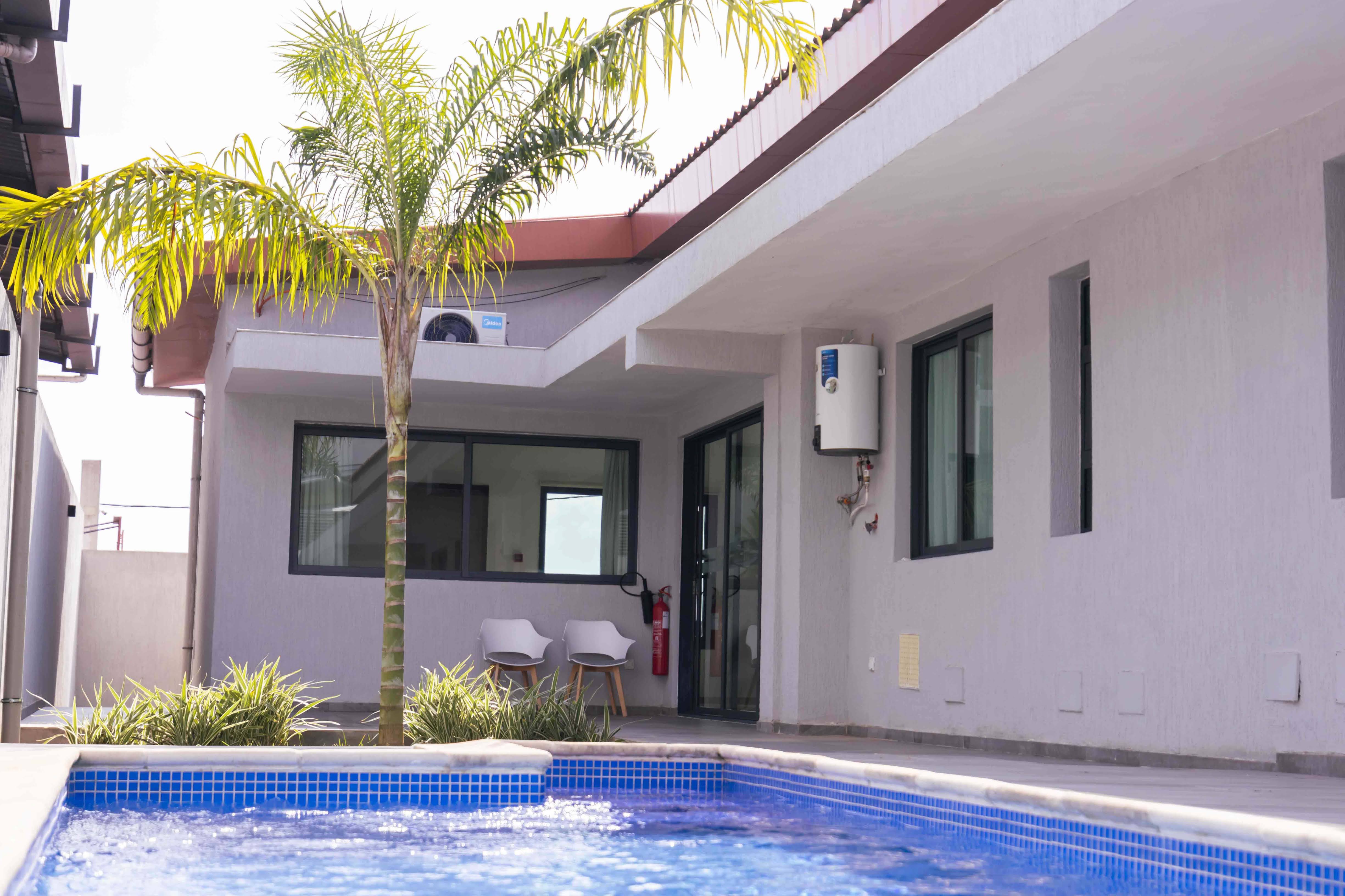 Image 4 - Villas