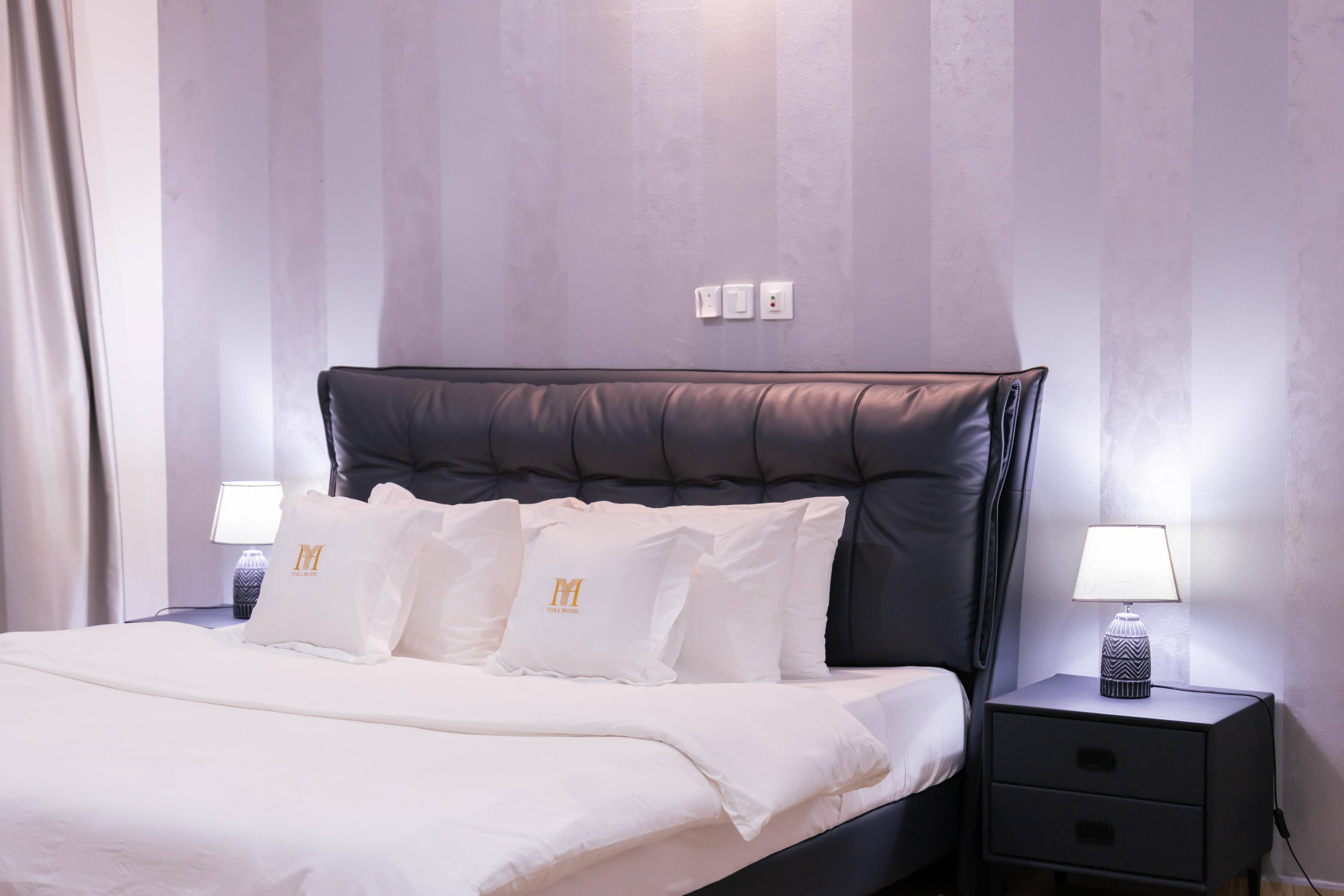 Chambres, Suites, Villas